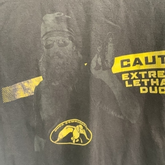 Gray Duck Comdr SS Tee M -> Gray duck Comdr SS tee M - Picture 3 of 4